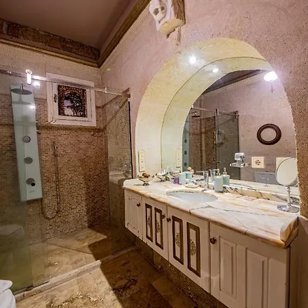 Ξενοδοχείο Tabal Cave 2*